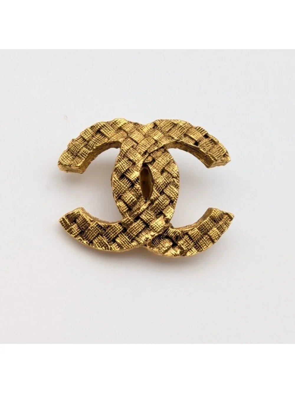 Chanel CC Logo Mesh Braided Pattern Gold Single Earrings First Era Vintage